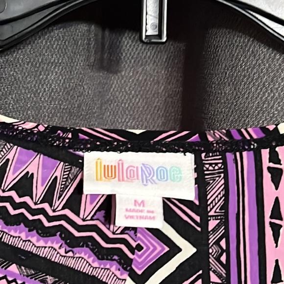 LulaRoe Joy/Long Line Vest. Medium. NWT - Picture 4 of 7